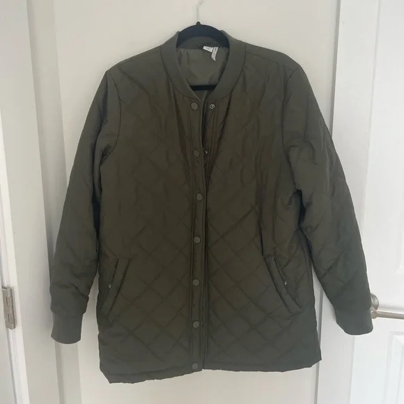 Simon’s Quilted Bomber jacket - Picture 2 of 3